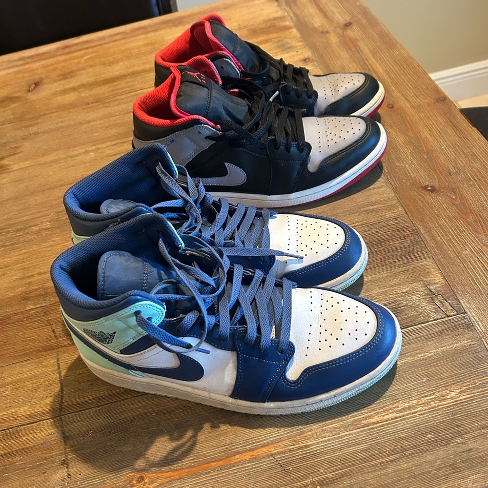 Jordan 1 pair